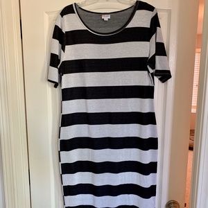 LuLaRoe EUC Size XL Black and White Julia Dress